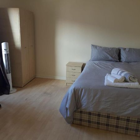 Blackberry Rooms Self-Catering 사우샘프턴 외부 사진