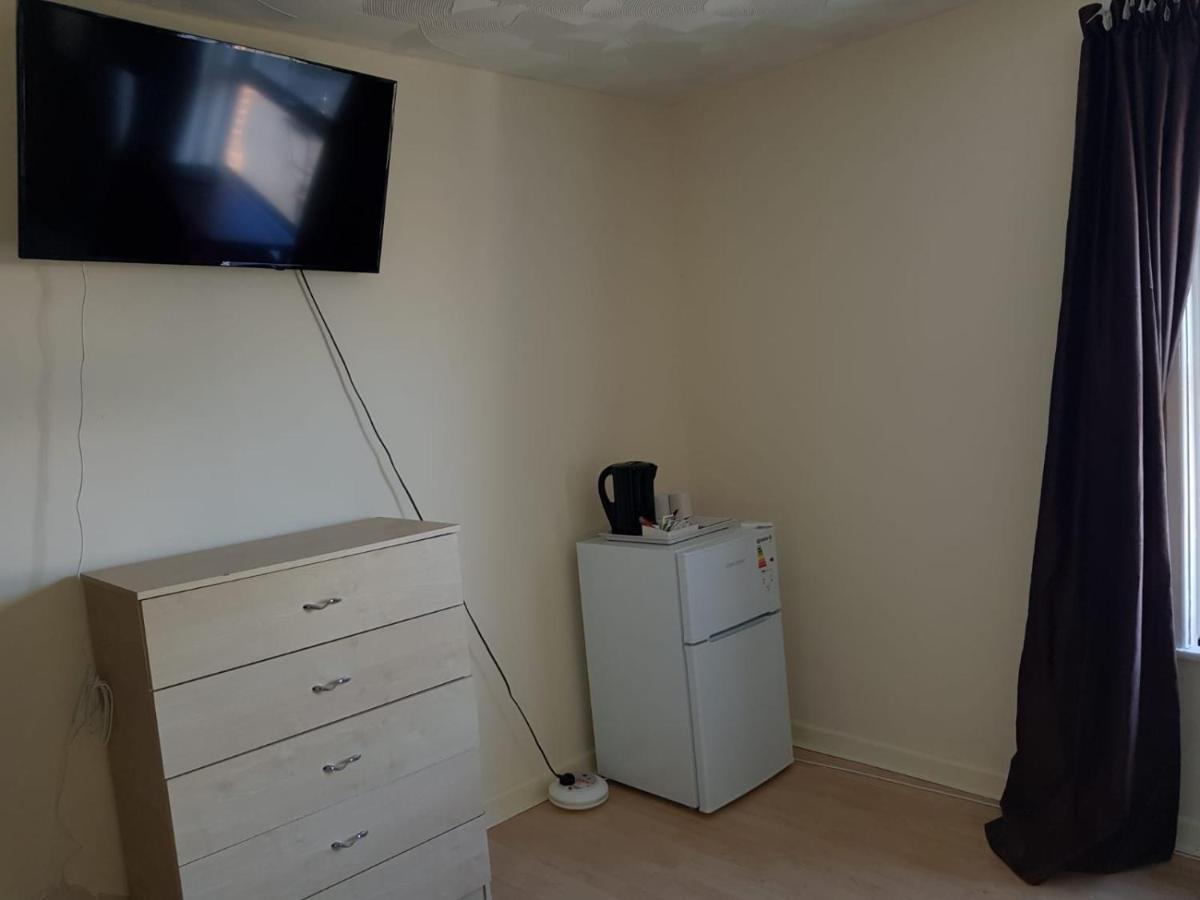 Blackberry Rooms Self-Catering 사우샘프턴 외부 사진