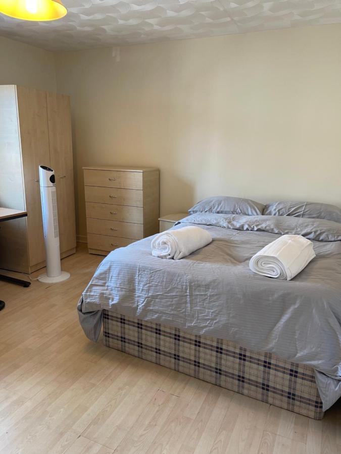 Blackberry Rooms Self-Catering 사우샘프턴 외부 사진